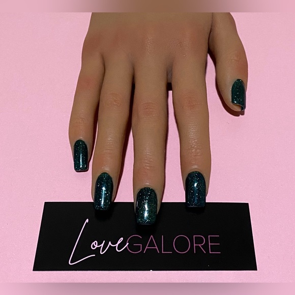 Hand Crafted Other - Handcrafted Press On Nails Green Glitter Short Square-Love Galore